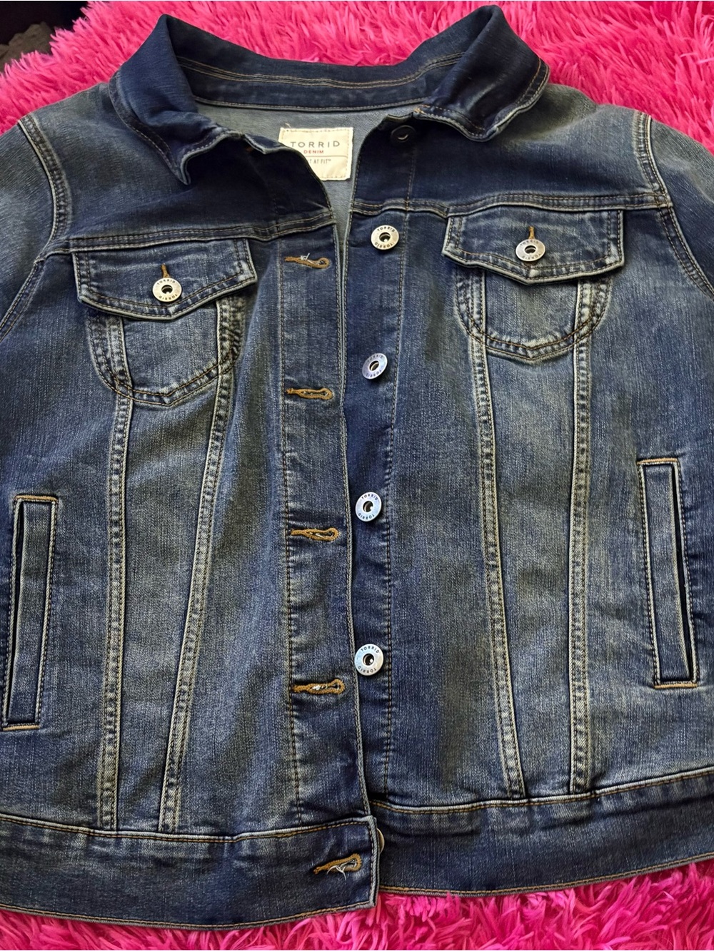 torrid Dark Wash Denim Jacket in Blue - Picture 2 of 9